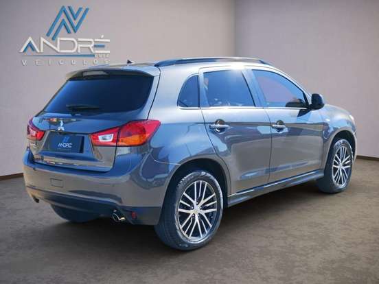 MITSUBISHI-ASX-2017