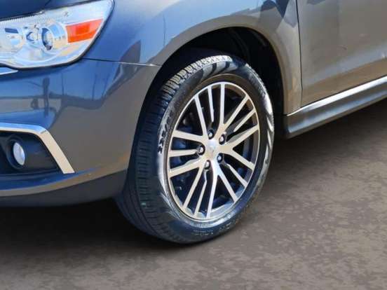 MITSUBISHI-ASX-2017