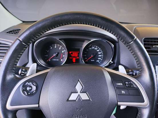 MITSUBISHI-ASX-2017