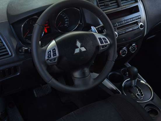 MITSUBISHI-ASX-2.0 4X2 16V GASOLINA 4P AUTOMÁTICO MITSUBISHI-ASX-2012
