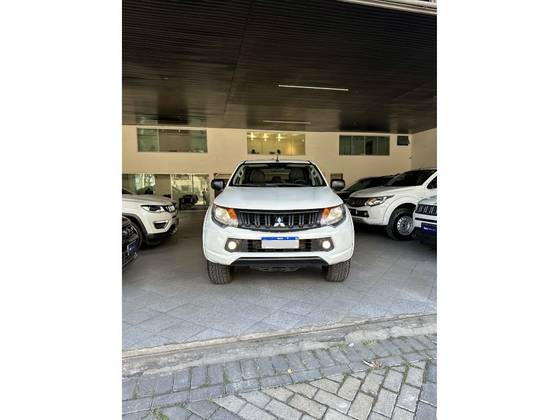 MITSUBISHI L200 TRITON 2.4 16V TURBO DIESEL GL CD 4X4 MANUAL