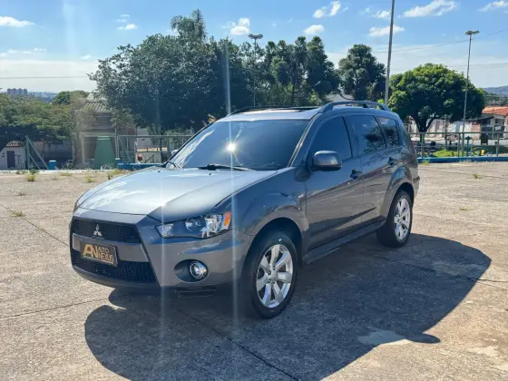 MITSUBISHI OUTLANDER 2.0 16V GASOLINA 4P AUTOMÁTICO
