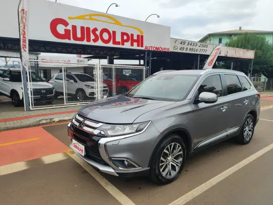 MITSUBISHI OUTLANDER 2.2 4X4 16V DIESEL 4P AUTOMÁTICO MITSUBISHI OUTLANDER 2.2 4X4 16V DIESEL 4P AUTOMÁTICO