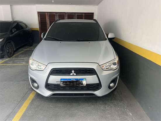 MITSUBISHI-ASX-2014