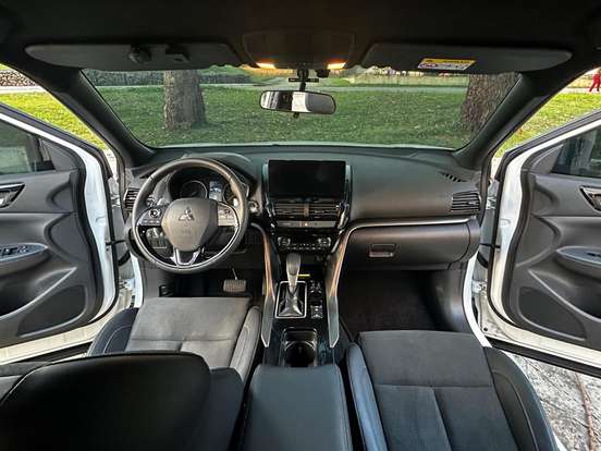 MITSUBISHI-ECLIPSE CROSS-1.5 MIVEC TURBO GASOLINA HPE BLACK CVT MITSUBISHI-ECLIPSE CROSS-2025