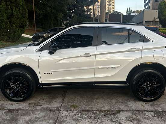 MITSUBISHI-ECLIPSE CROSS-1.5 MIVEC TURBO GASOLINA HPE BLACK CVT MITSUBISHI-ECLIPSE CROSS-2025