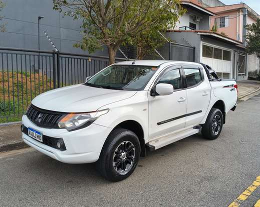 MITSUBISHI-L200 TRITON-2020