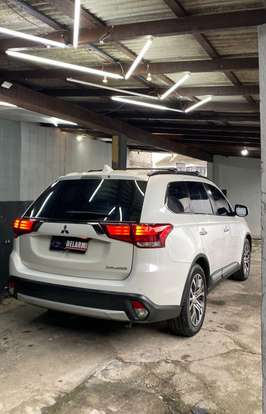 MITSUBISHI-OUTLANDER-2.2 4X4 16V DIESEL 4P AUTOMÁTICO MITSUBISHI-OUTLANDER-2015