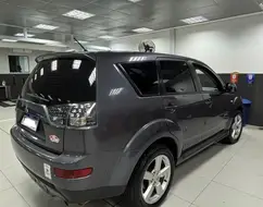 MITSUBISHI OUTLANDER 2.4 4X4 16V GASOLINA 4P AUTOMÁTICO MITSUBISHI OUTLANDER 2.4 4X4 16V GASOLINA 4P AUTOMÁTICO