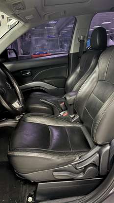 MITSUBISHI-OUTLANDER-2008