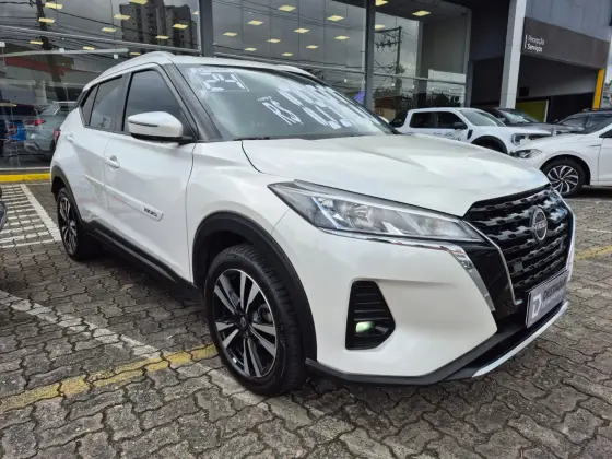 NISSAN KICKS 1.6 16V FLEXSTART ADVANCE XTRONIC NISSAN KICKS 1.6 16V FLEXSTART ADVANCE XTRONIC