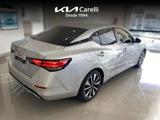 NISSAN-SENTRA-2023