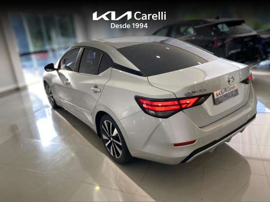 NISSAN-SENTRA-2023