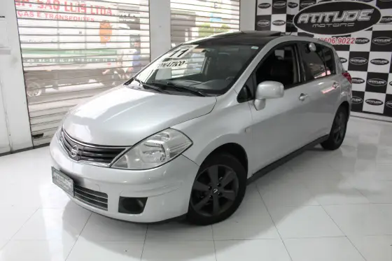 NISSAN TIIDA 1.8 SL 16V FLEX 4P AUTOMÁTICO