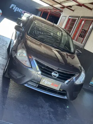 NISSAN VERSA 1.6 16V FLEX SV 4P XTRONIC NISSAN VERSA 1.6 16V FLEX SV 4P XTRONIC