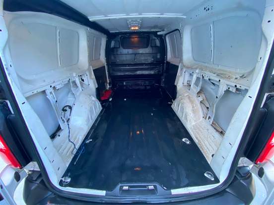 PEUGEOT-EXPERT-2020