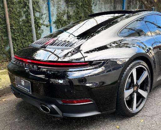 PORSCHE-911-2025
