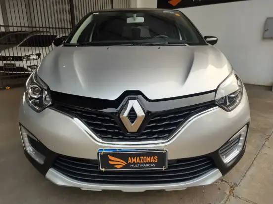 RENAULT-CAPTUR-2017