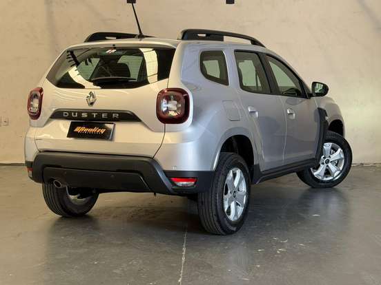RENAULT-DUSTER-2023