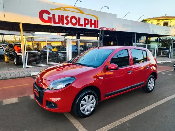 RENAULT SANDERO 1.0 EXPRESSION 16V FLEX 4P MANUAL RENAULT SANDERO 1.0 EXPRESSION 16V FLEX 4P MANUAL