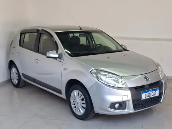 RENAULT SANDERO 1.6 PRIVILÉGE 16V FLEX 4P MANUAL