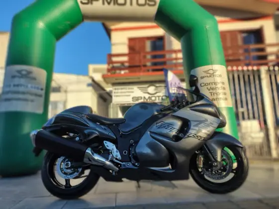 SUZUKI HAYABUSA GSX1300RA 