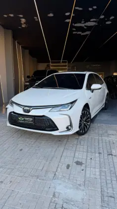 TOYOTA COROLLA 1.8 VVT-I HYBRID FLEX ALTIS PREMIUM CVT TOYOTA COROLLA 1.8 VVT-I HYBRID FLEX ALTIS PREMIUM CVT
