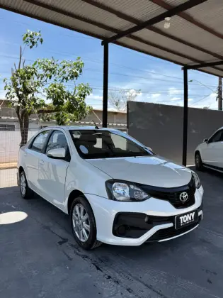 TOYOTA ETIOS 1.5 X SEDAN 16V FLEX 4P AUTOMÁTICO TOYOTA ETIOS 1.5 X SEDAN 16V FLEX 4P AUTOMÁTICO