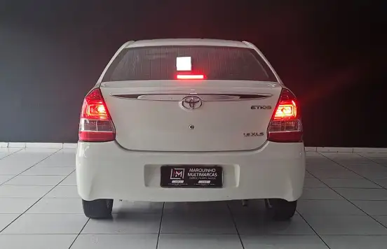 TOYOTA-ETIOS-2016