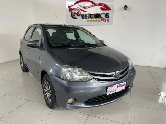 TOYOTA ETIOS 1.5 XS 16V FLEX 4P MANUAL TOYOTA ETIOS 1.5 XS 16V FLEX 4P MANUAL