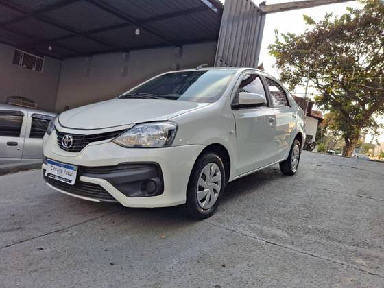 TOYOTA ETIOS 1.5 XLS SEDAN 16V FLEX 4P AUTOMÁTICO