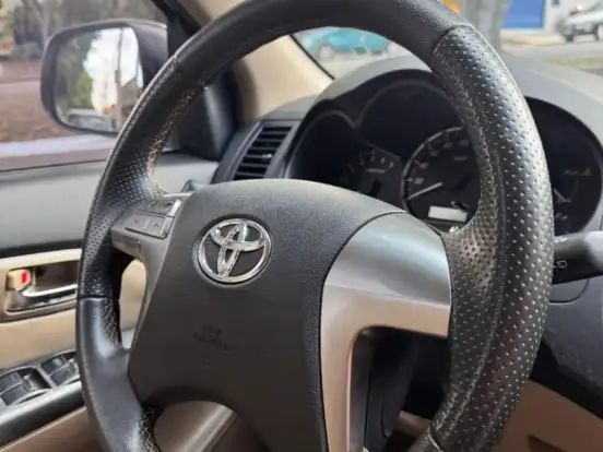 TOYOTA-HILUX SW4-2.7 SR 4X2 16V FLEX 4P MANUAL TOYOTA-HILUX SW4-2015