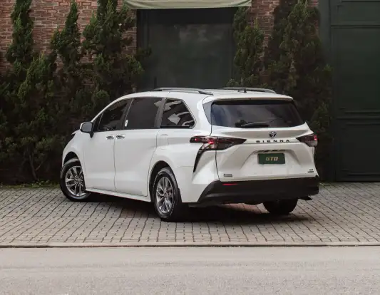 TOYOTA-SIENNA-2.5 VVT-I HYBRID XLE CVT TOYOTA-SIENNA-2024