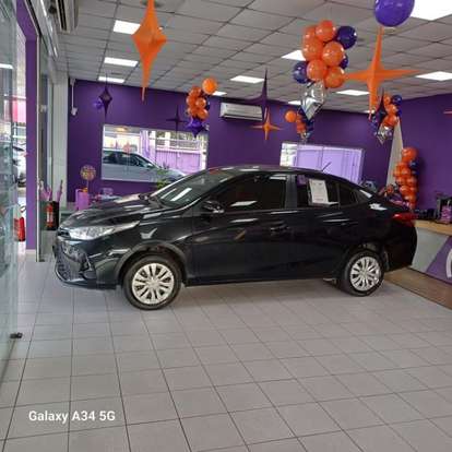 TOYOTA-YARIS-2024