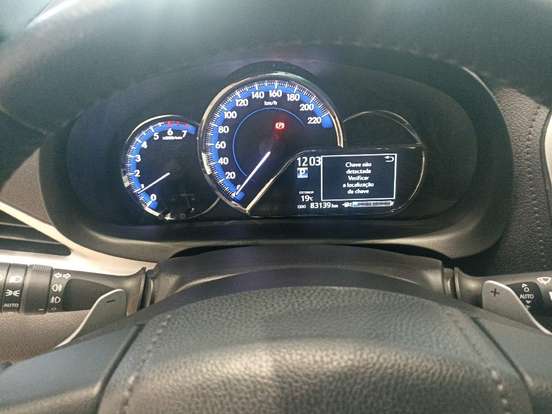 TOYOTA-YARIS-2018
