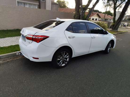 TOYOTA-COROLLA-2018