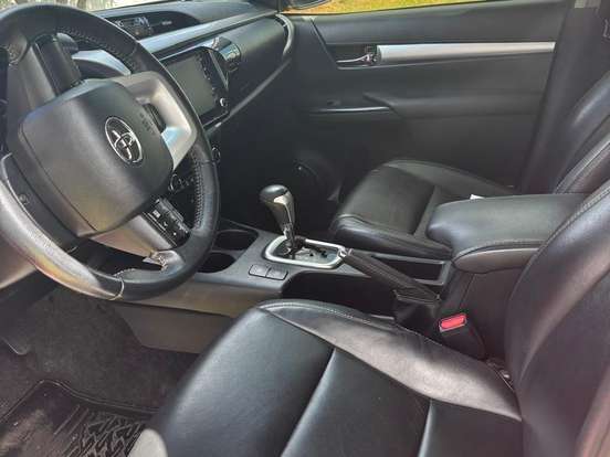 TOYOTA-HILUX-2.8 SR 4X4 CD 16V DIESEL 4P AUTOMÁTICO TOYOTA-HILUX-2020