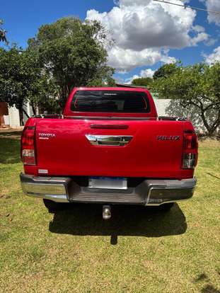 TOYOTA-HILUX-2.8 SR 4X4 CD 16V DIESEL 4P AUTOMÁTICO TOYOTA-HILUX-2020