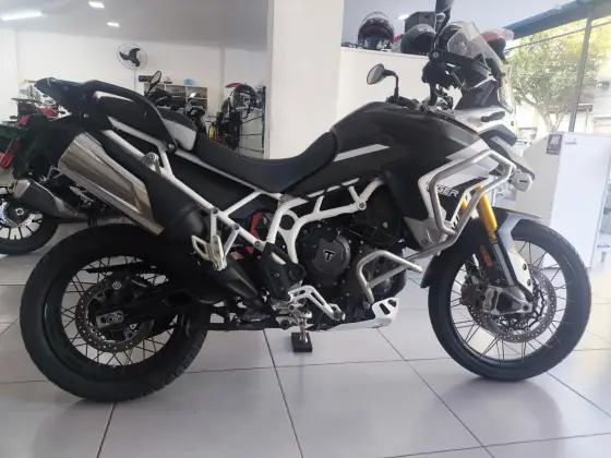 TRIUMPH TIGER 900 RALLY TRIUMPH TIGER 900 RALLY