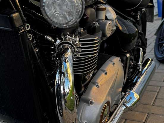 TRIUMPH-BONNEVILLE SPEEDMASTER TRIUMPH-BONNEVILLE SPEEDMASTER-2024