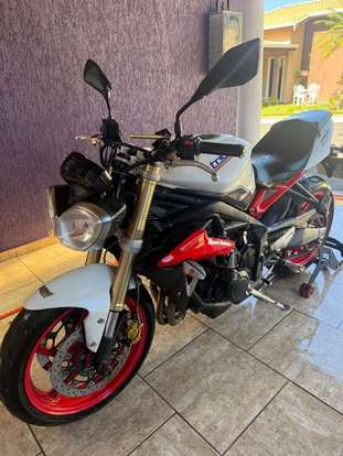 TRIUMPH-STREET TRIPLE 675 ABS TRIUMPH-STREET TRIPLE 675 ABS-2013