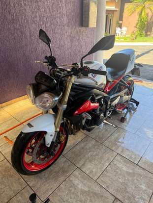 TRIUMPH-STREET TRIPLE 675 ABS TRIUMPH-STREET TRIPLE 675 ABS-2013