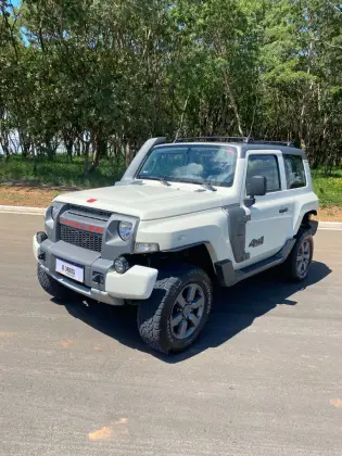 TROLLER T4 3.2 XLT 4X4 20V TURBO INTERCOOLER DIESEL 2P MANUAL TROLLER T4 3.2 XLT 4X4 20V TURBO INTERCOOLER DIESEL 2P MANUAL
