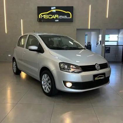 VOLKSWAGEN FOX 1.0 MI TREND 8V FLEX 4P MANUAL VOLKSWAGEN FOX 1.0 MI TREND 8V FLEX 4P MANUAL