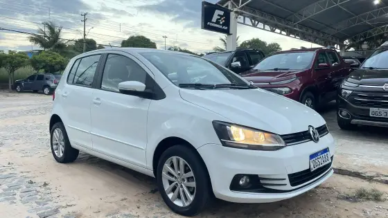 VOLKSWAGEN FOX 1.6 MSI TOTAL FLEX CONNECT 4P I-MOTION