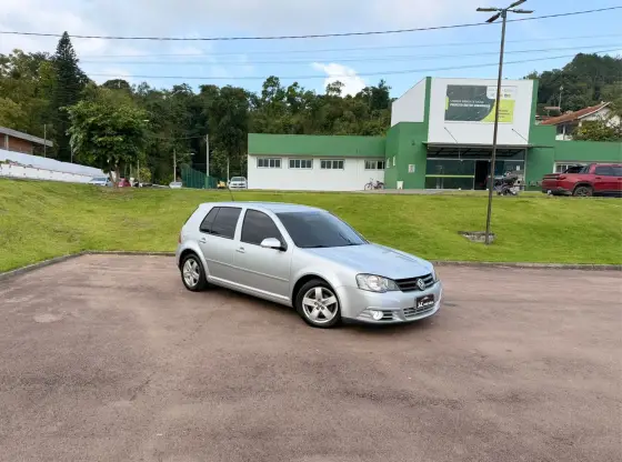 VOLKSWAGEN GOLF 1.6 MI 8V FLEX 4P MANUAL VOLKSWAGEN GOLF 1.6 MI 8V FLEX 4P MANUAL