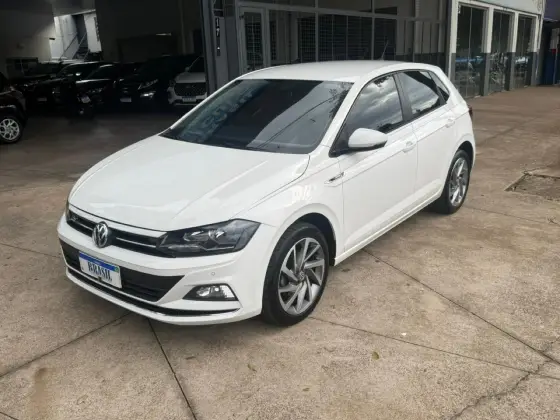 VOLKSWAGEN POLO 1.0 200 TSI HIGHLINE AUTOMÁTICO