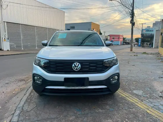 VOLKSWAGEN T-CROSS 1.0 200 TSI TOTAL FLEX SENSE AUTOMÁTICO VOLKSWAGEN T-CROSS 1.0 200 TSI TOTAL FLEX SENSE AUTOMÁTICO