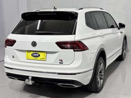 VOLKSWAGEN-TIGUAN-2019
