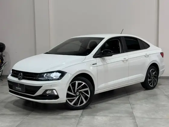 VOLKSWAGEN VIRTUS 1.0 200 TSI HIGHLINE AUTOMÁTICO